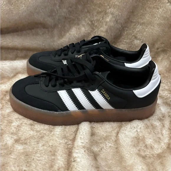 Adidas Women’s Sambae Shoes 7.5 - Picture 11 of 13